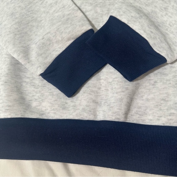 *New**Embroidered New York City Pullover sizes S - Picture 8 of 10